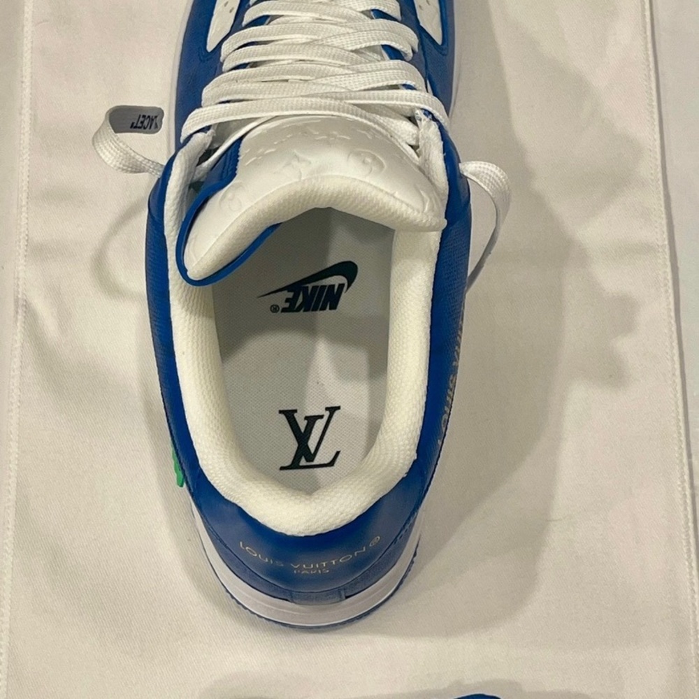 Louis Vuitton X Nike Air Force 1 - Picture 16 of 16